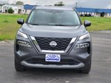 Used 2023 Nissan Rogue SV image 2