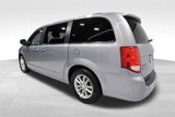 Used 2019 Dodge Grand Caravan SXT image 2