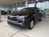 Used 2023 Toyota Highlander L image 3