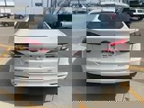 Used 2020 Ford Fusion SE image 4