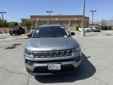 Used 2022 Jeep Compass Latitude image 3