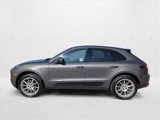 Certified 2018 Porsche Macan image 2