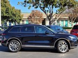 New 2025 Lincoln Corsair AWD w/ Equipment Group 101A image 4