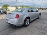 Used 2021 Chrysler 300 Touring image 2