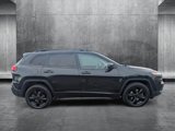 Used 2016 Jeep Cherokee Latitude w/ Cold Weather Group image 4