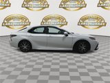 Used 2024 Toyota Camry SE image 4