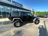 Used 2014 Jeep Wrangler Unlimited Rubicon w/ Connectivity Group image 3