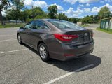 Used 2017 Hyundai Sonata SE image 3