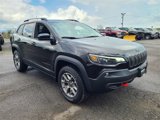 Used 2022 Jeep Cherokee Trailhawk image 4