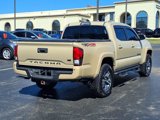 Used 2019 Toyota Tacoma TRD Sport image 3