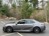 Used 2021 Toyota Camry SE image 2