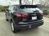 Used 2021 Nissan Rogue Sport S image 5