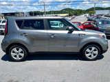 Used 2017 Kia Soul + image 4