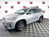 Certified 2017 Toyota Highlander XLE image 4