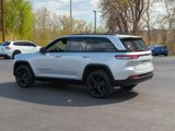Used 2022 Jeep Grand Cherokee Altitude image 5