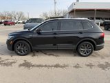 Used 2023 Volkswagen Tiguan SE image 3