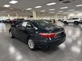 Used 2017 Toyota Camry LE image 5