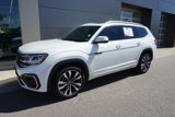 Used 2023 Volkswagen Atlas SEL Premium image 3