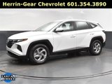 Used 2022 Hyundai Tucson SE image 3
