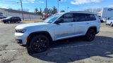 Used 2021 Jeep Grand Cherokee L Laredo image 3