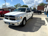 Used 2019 RAM 1500 Classic SLT image 3