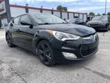Used 2017 Hyundai Veloster Value Edition image 4