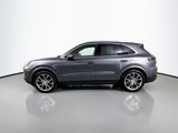 Certified 2024 Porsche Cayenne image 2
