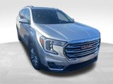 Used 2022 GMC Terrain SLT w/ Tech Package image 2