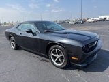 Used 2010 Dodge Challenger SE image 3