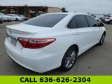 Used 2017 Toyota Camry SE image 3