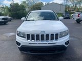 Used 2016 Jeep Compass Latitude image 2
