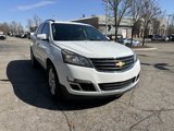 Used 2017 Chevrolet Traverse LT w/ Style and Technology Package image 3