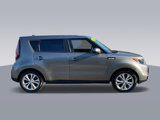 Used 2016 Kia Soul + image 4