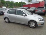 Used 2010 Volkswagen Golf 4-Door image 3