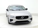 Certified 2025 Volvo S60 B5 Core image 2