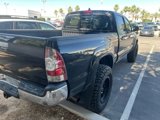 Used 2014 Toyota Tacoma 4x4 Double Cab image 2