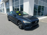 Used 2024 Volvo S60 B5 Core image 2