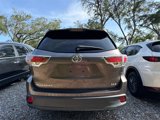 Used 2016 Toyota Highlander XLE image 5