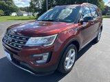 Used 2016 Ford Explorer XLT w/ Equipment Group 202A image 3