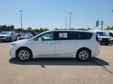 Used 2022 Chrysler Pacifica Limited image 2