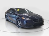 Used 2022 Toyota Camry SE image 2