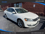 Used 2013 Volkswagen Passat TDI SE image 2