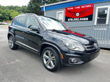 Used 2017 Volkswagen Tiguan Sport image 2
