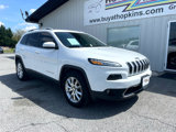 Used 2017 Jeep Cherokee Limited image 2