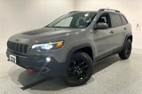 Used 2019 Jeep Cherokee Trailhawk image 3