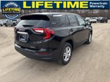 Used 2024 GMC Terrain SLE image 3