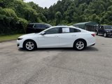 Used 2023 Chevrolet Malibu LT image 2