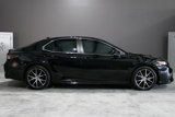 Used 2023 Toyota Camry SE image 4