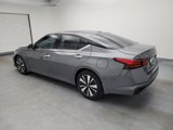 Used 2019 Nissan Altima 2.5 SV image 3