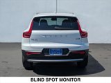 Used 2025 Volvo XC40 B5 Core image 4